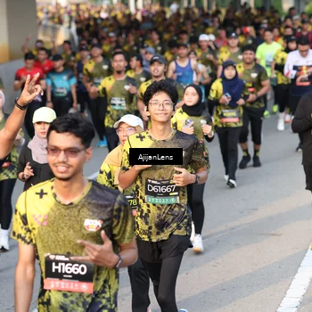 Runner Photo 6608034