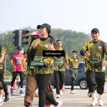 Runner Photo 6608037