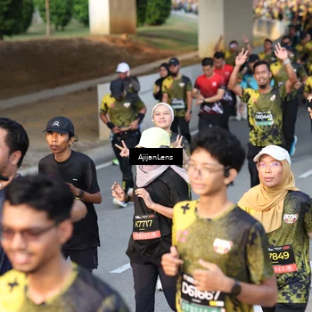 Runner Photo 6608075