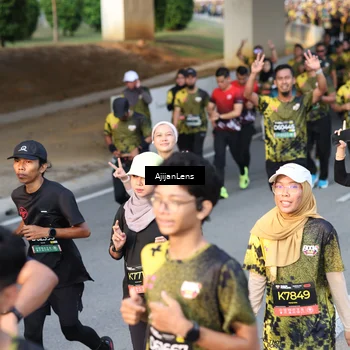 Runner Photo 6608088
