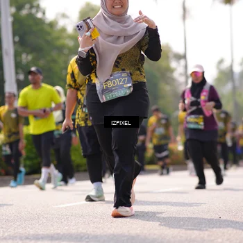Runner Photo 6608130