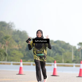 Runner Photo 6608160