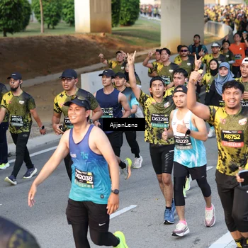 Runner Photo 6608172