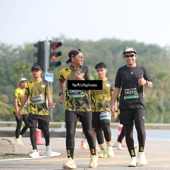 Runner Photo 6608176