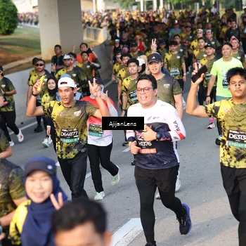 Runner Photo 6608220