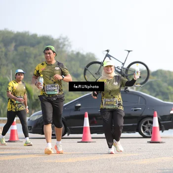 Runner Photo 6608232