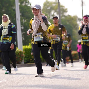 Runner Photo 6608249