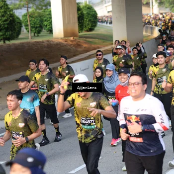 Runner Photo 6608250