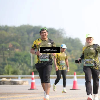 Runner Photo 6608264