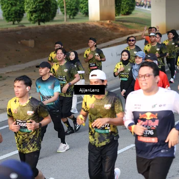 Runner Photo 6608280