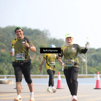 Runner Photo 6608285