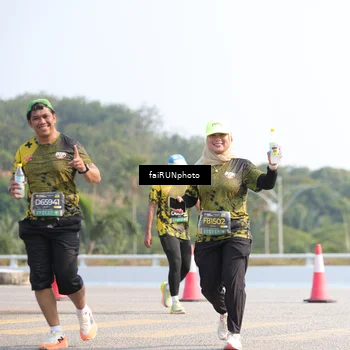 Runner Photo 6608287