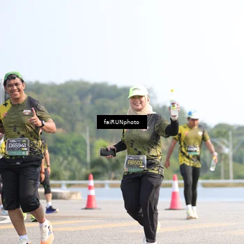 Runner Photo 6608288
