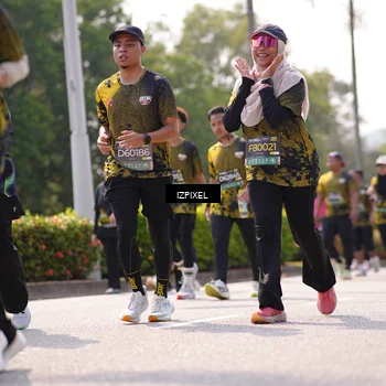 Runner Photo 6608290