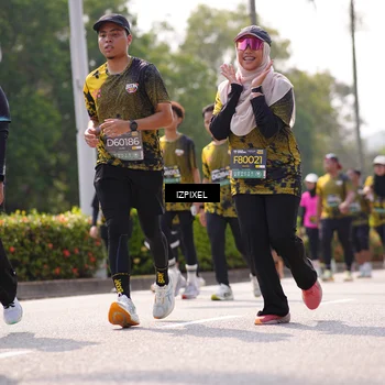 Runner Photo 6608298
