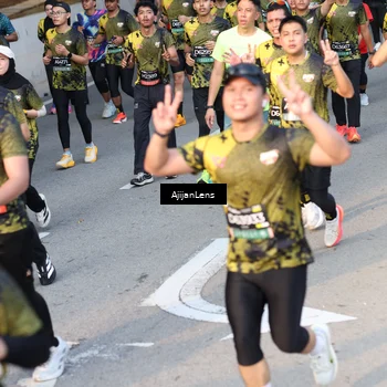 Runner Photo 6608299