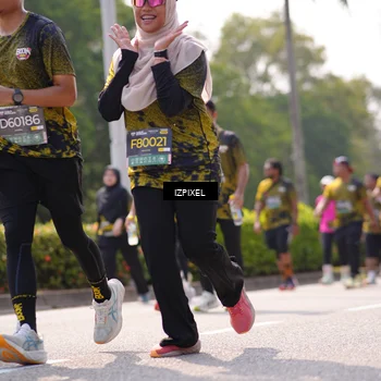 Runner Photo 6608304