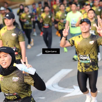 Runner Photo 6608305