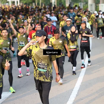 Runner Photo 6608351