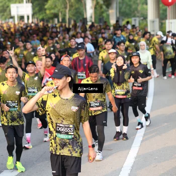 Runner Photo 6608363