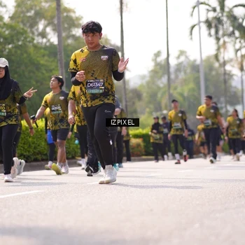 Runner Photo 6608380