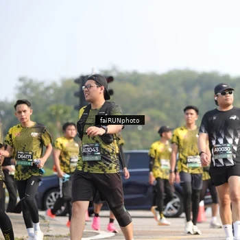Runner Photo 6608390