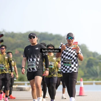 Runner Photo 6608392