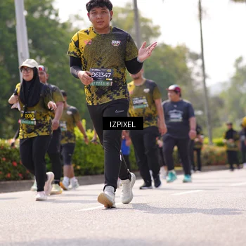 Runner Photo 6608411