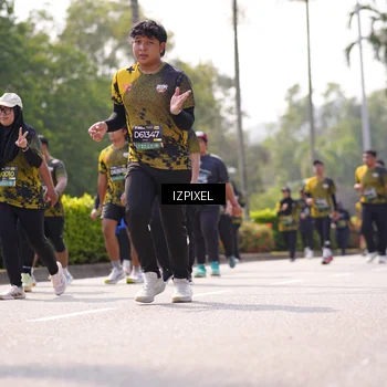 Runner Photo 6608424