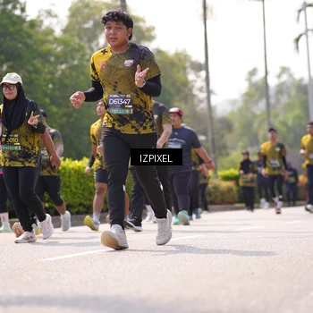 Runner Photo 6608426