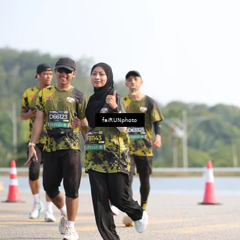 Runner Photo 6608434