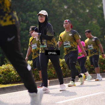 Runner Photo 6608494