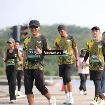 Runner Photo 6608502