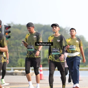 Runner Photo 6608504