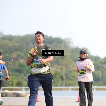 Runner Photo 6608548