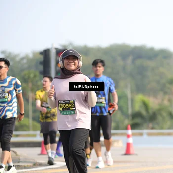 Runner Photo 6608567