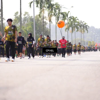 Runner Photo 6608608