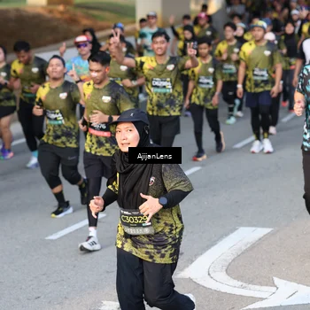 Runner Photo 6608643