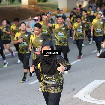 Runner Photo 6608659