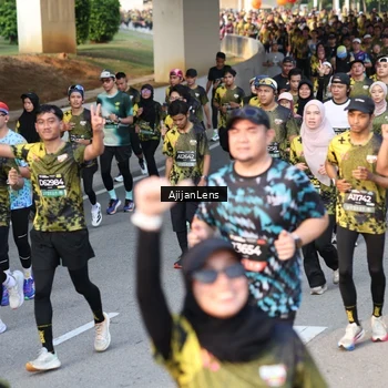 Runner Photo 6608684
