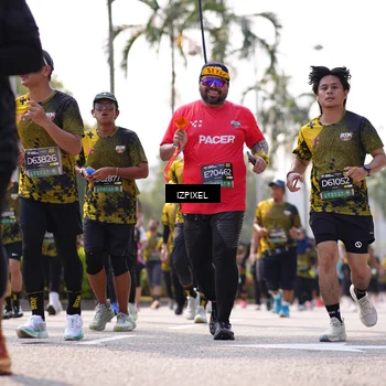 Runner Photo 6608723
