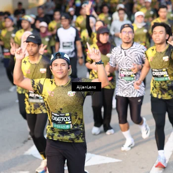 Runner Photo 6608725
