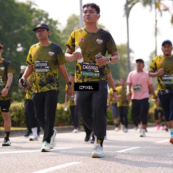 Runner Photo 6608742