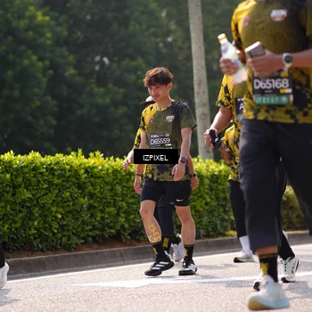 Runner Photo 6608749