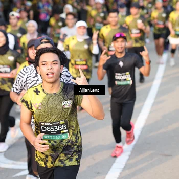 Runner Photo 6608775