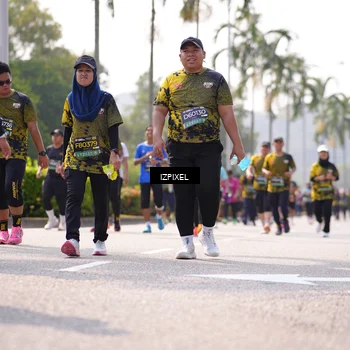 Runner Photo 6608810