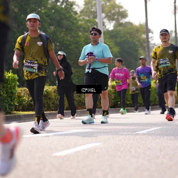 Runner Photo 6608910