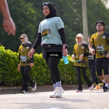 Runner Photo 6608996