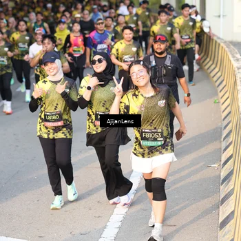 Runner Photo 6609003