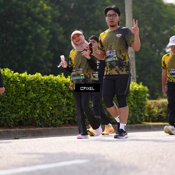 Runner Photo 6609009